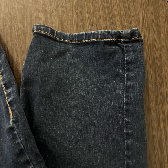 Maurices jeans - Picture 2 of 4